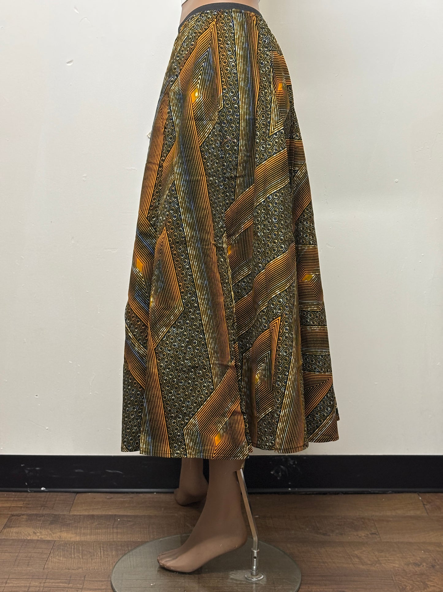 Seamless African pattern skirt with elastic waist