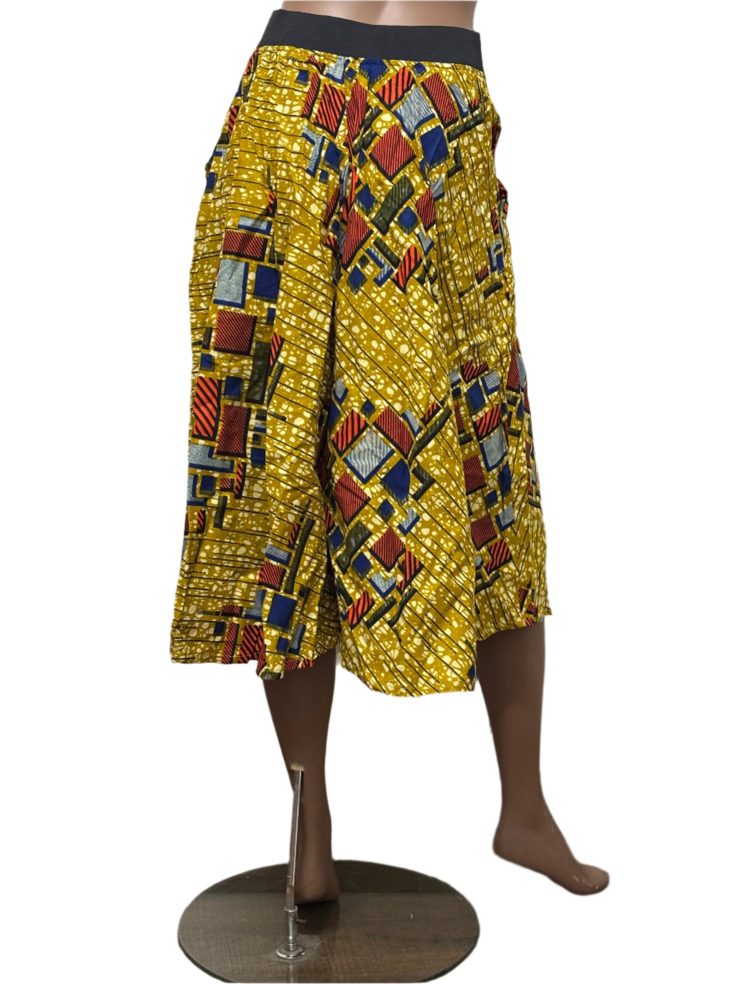 Seamless African pattern skirt