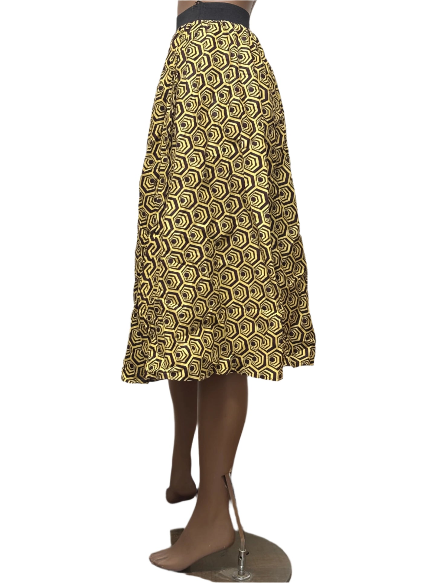 Seamless African pattern skirt