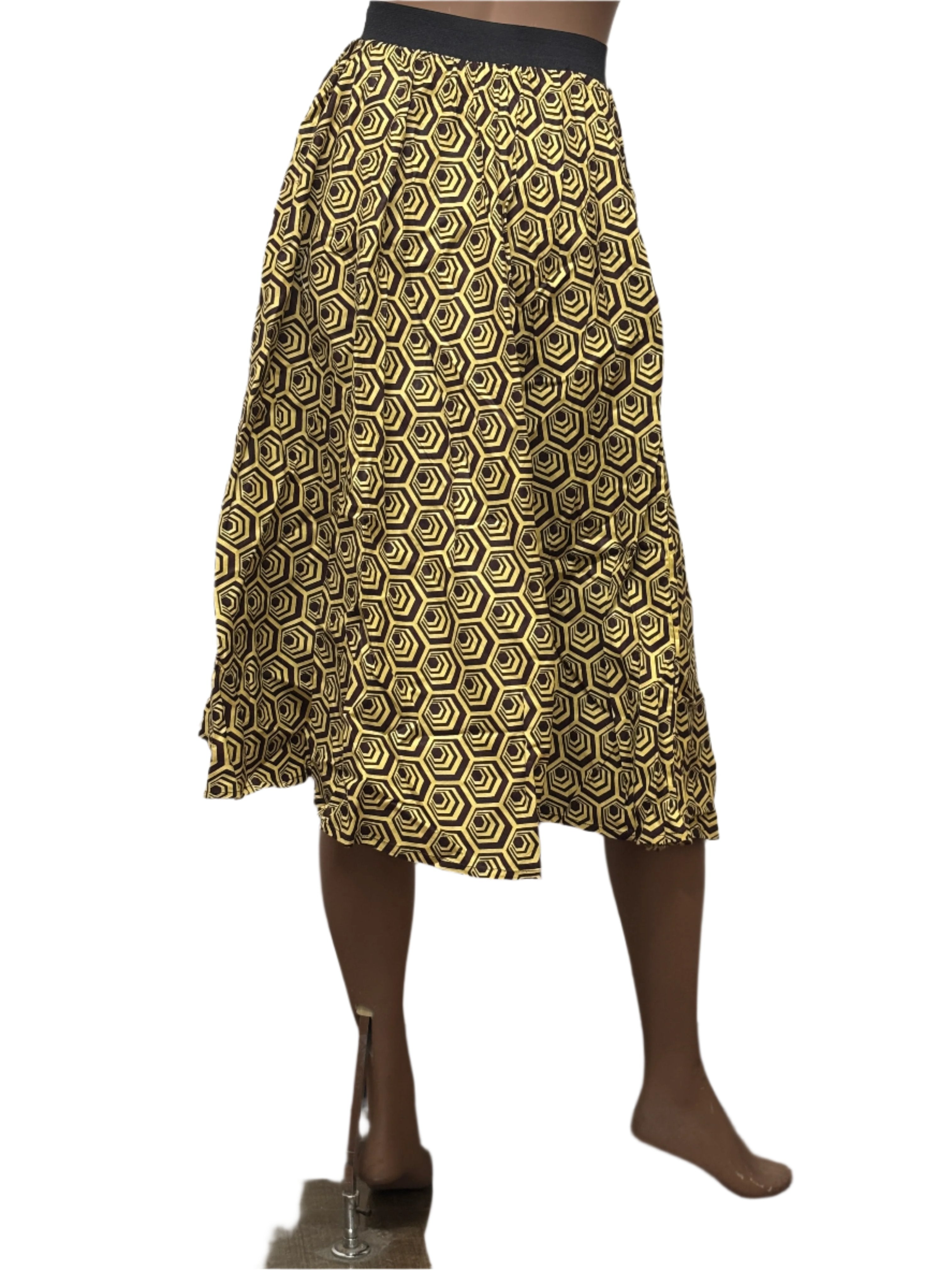 Seamless African pattern skirt